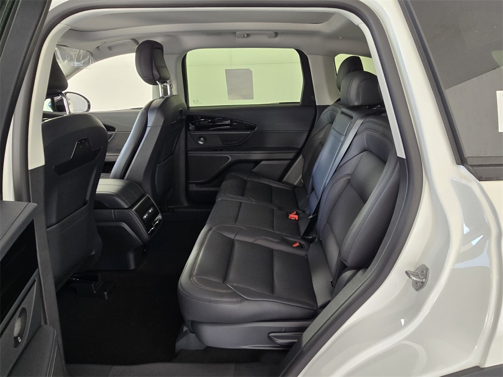 new 2026 Lincoln Nautilus car, priced at $61,670