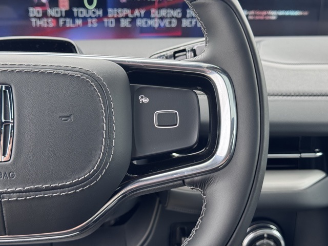 2025 Lincoln Navigator L Reserve photo 8