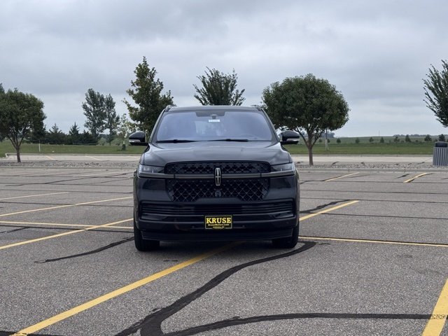 2025 Lincoln Navigator L Reserve photo 37