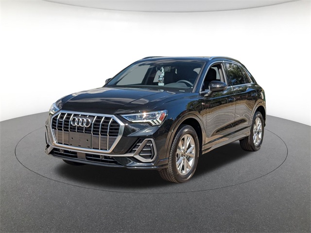 new 2025 Audi Q3 car, priced at $39,960