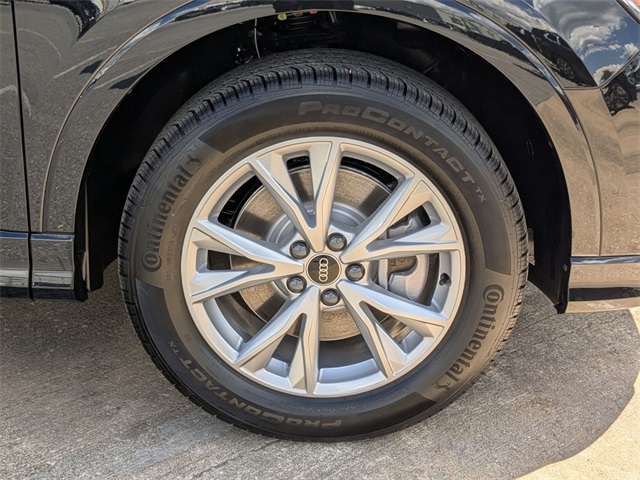 new 2025 Audi Q3 car, priced at $39,960