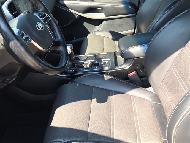 2019 Kia Sorento SX Limited photo 15
