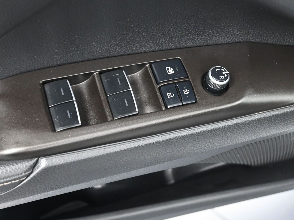 2022 Toyota Camry XSE photo 8