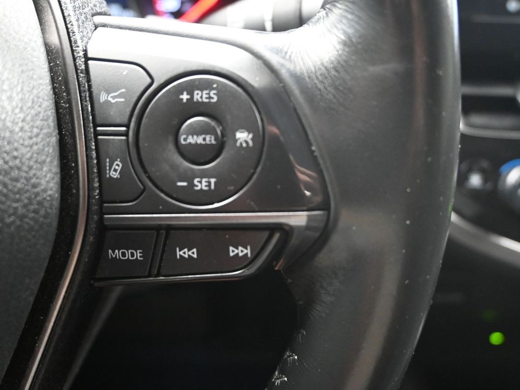 2022 Toyota Camry XSE photo 22
