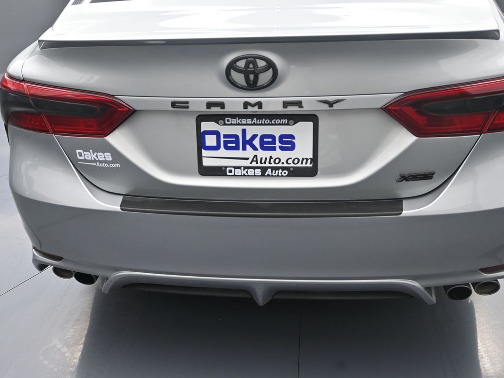2022 Toyota Camry XSE photo 27