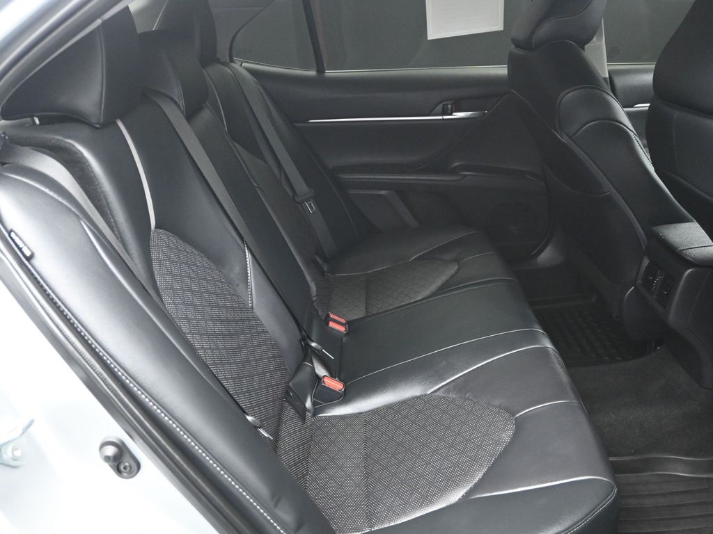 2022 Toyota Camry XSE photo 28