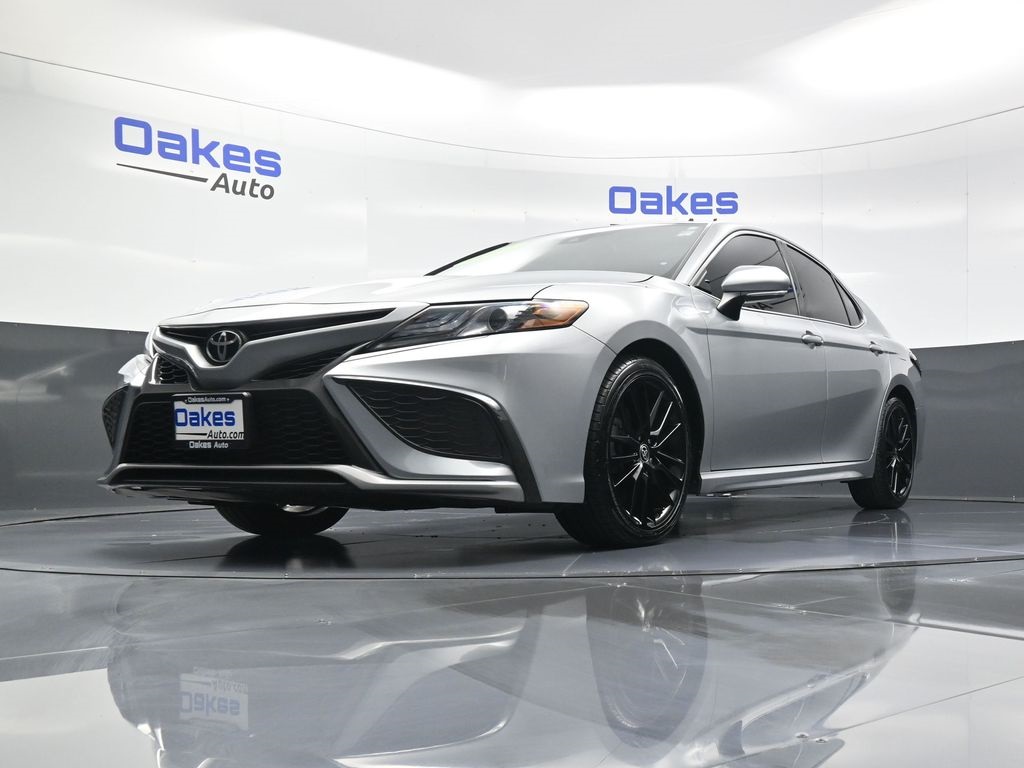 2022 Toyota Camry XSE photo 32