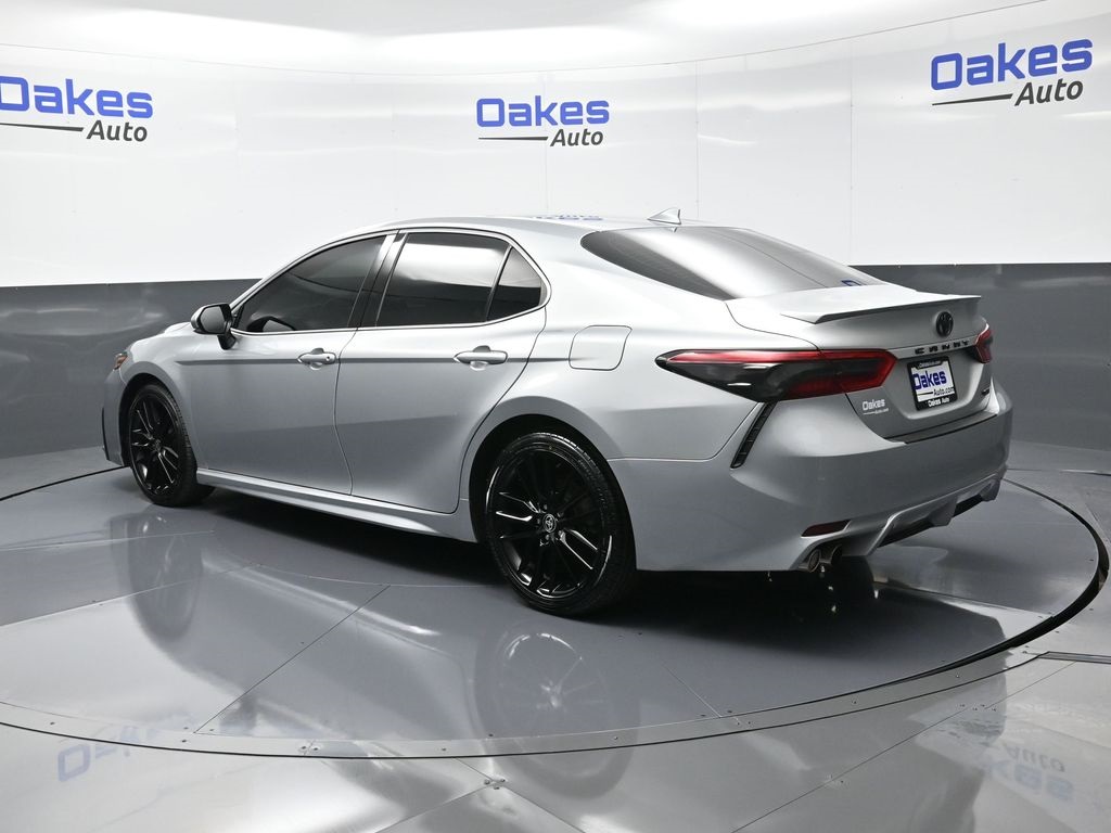 2022 Toyota Camry XSE photo 5