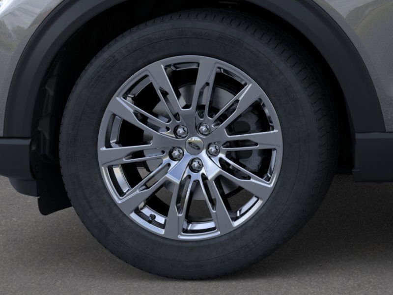 2025 Ford Explorer photo 17