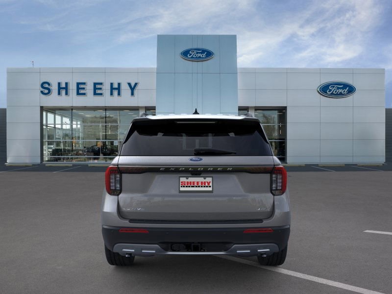 2025 Ford Explorer photo 6