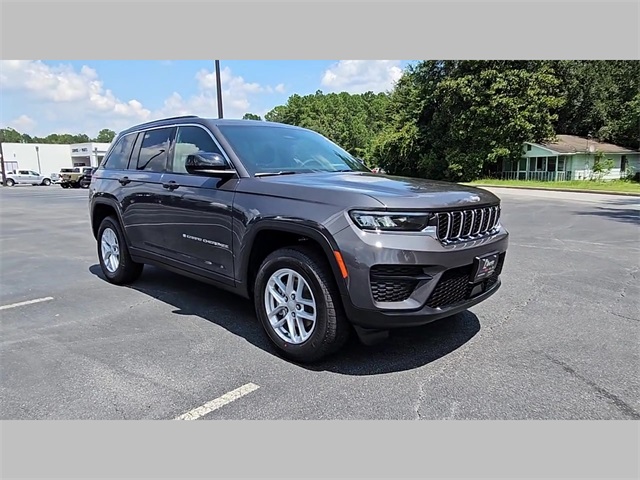 2025 Jeep Grand Cherokee Laredo X 4x2