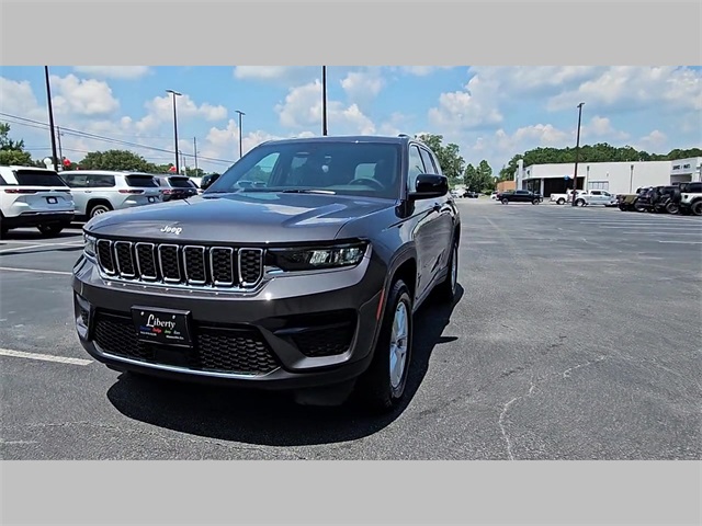 2025 Jeep Grand Cherokee Laredo X 4x2