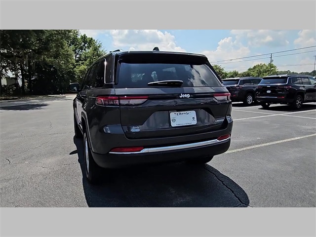 2025 Jeep Grand Cherokee Laredo X 4x2