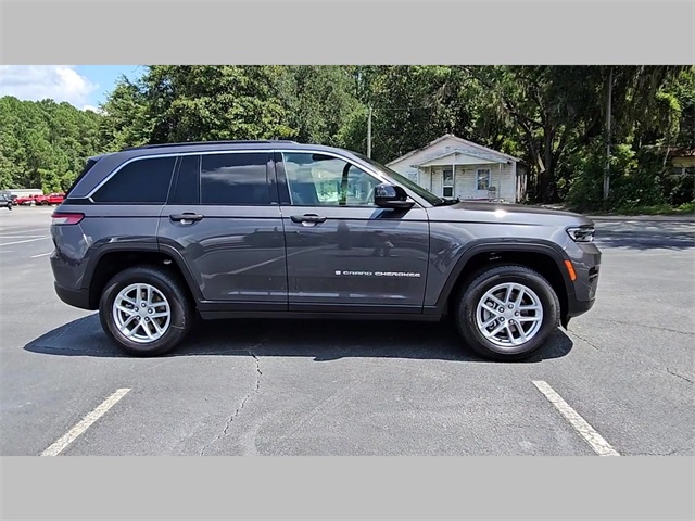 2025 Jeep Grand Cherokee Laredo X 4x2