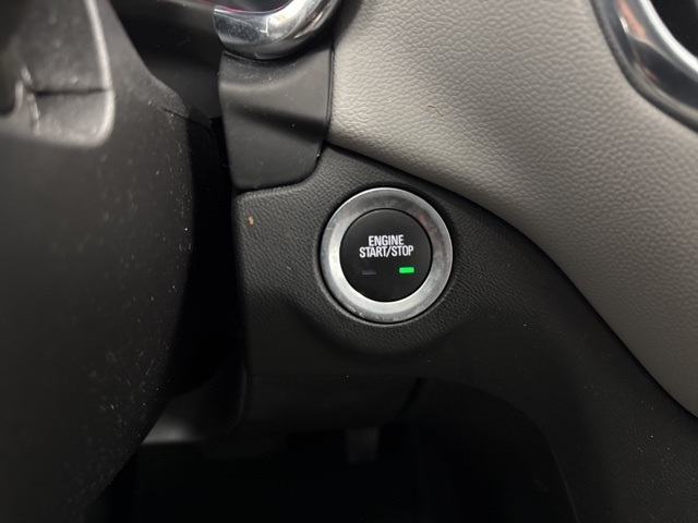 used 2023 Chevrolet Equinox car, priced at $21,420