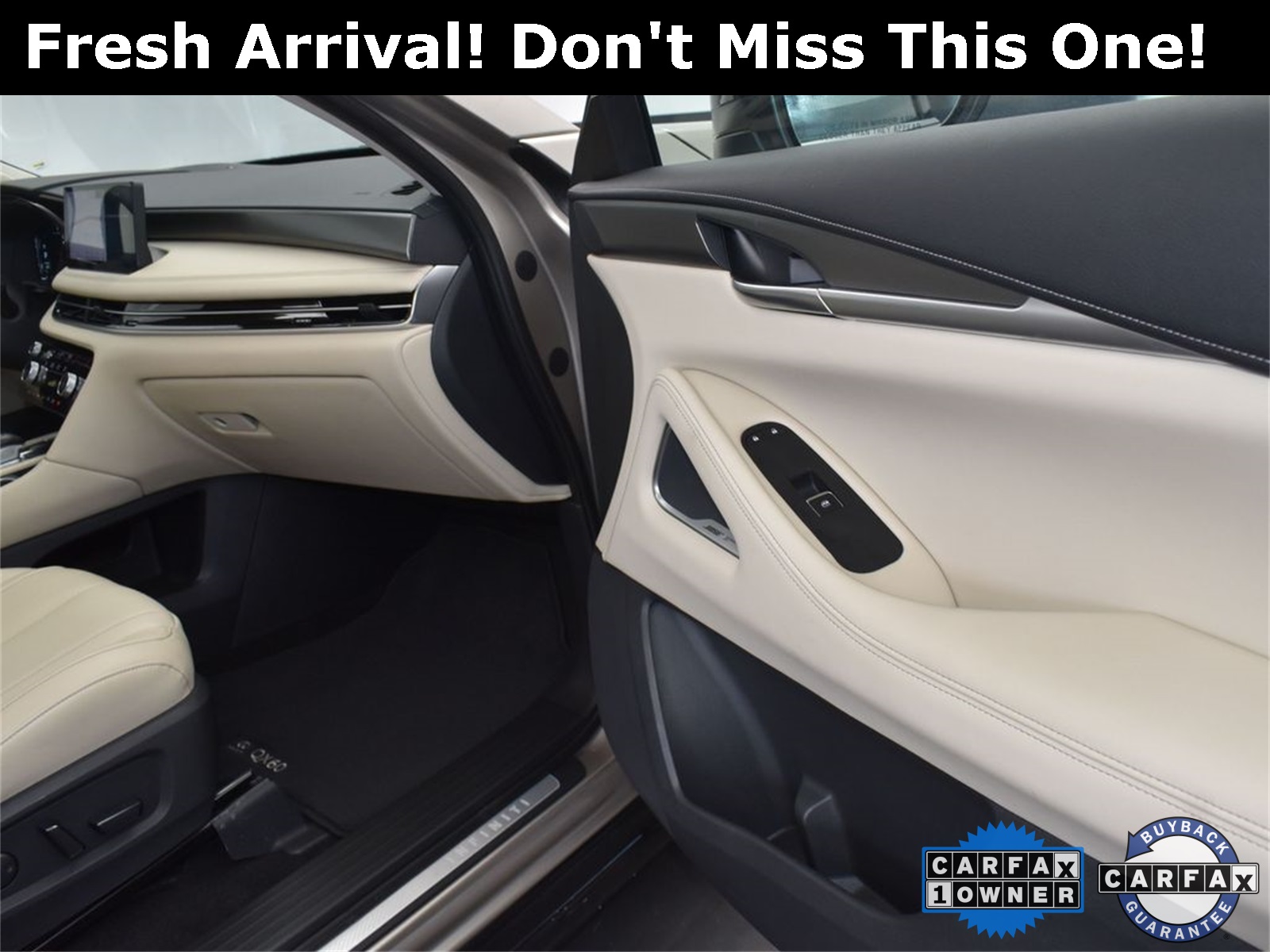 2024 Titanium INFINITI QX60 LUXE AWD SUV