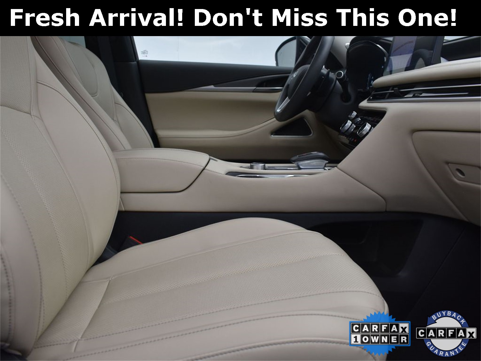2024 Titanium INFINITI QX60 LUXE AWD SUV