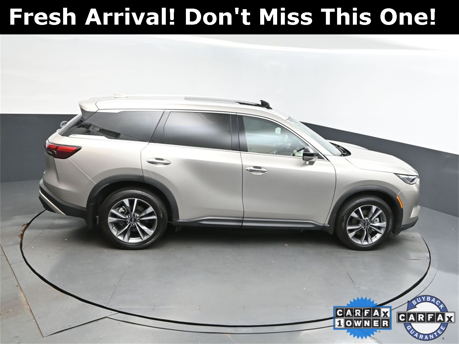 2024 Titanium INFINITI QX60 LUXE AWD SUV