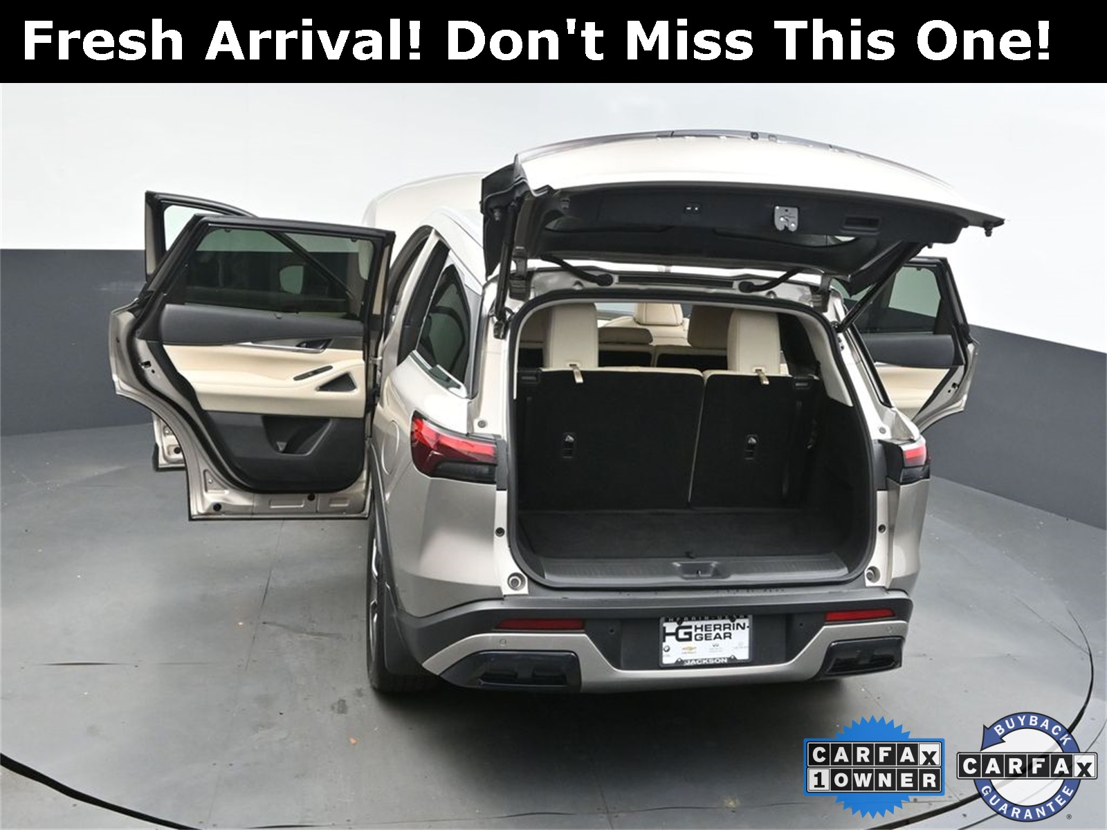 2024 Titanium INFINITI QX60 LUXE AWD SUV