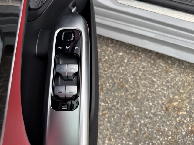 2025 Mercedes Benz C 300 4MATIC photo 21