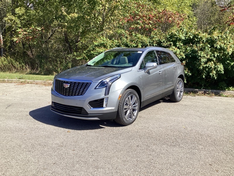 2025 Cadillac XT5 Premium Luxury photo 3
