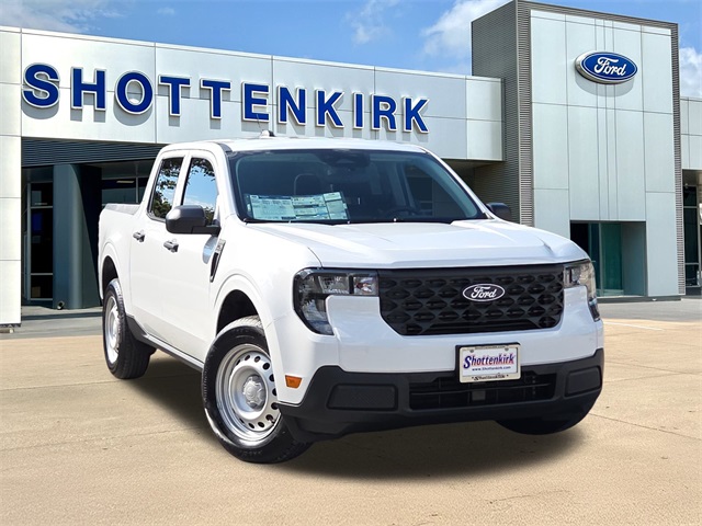 2025 Ford Maverick XL's photo