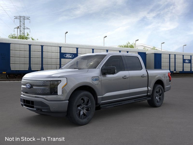 2025 Ford F-150 Lightning photo 2