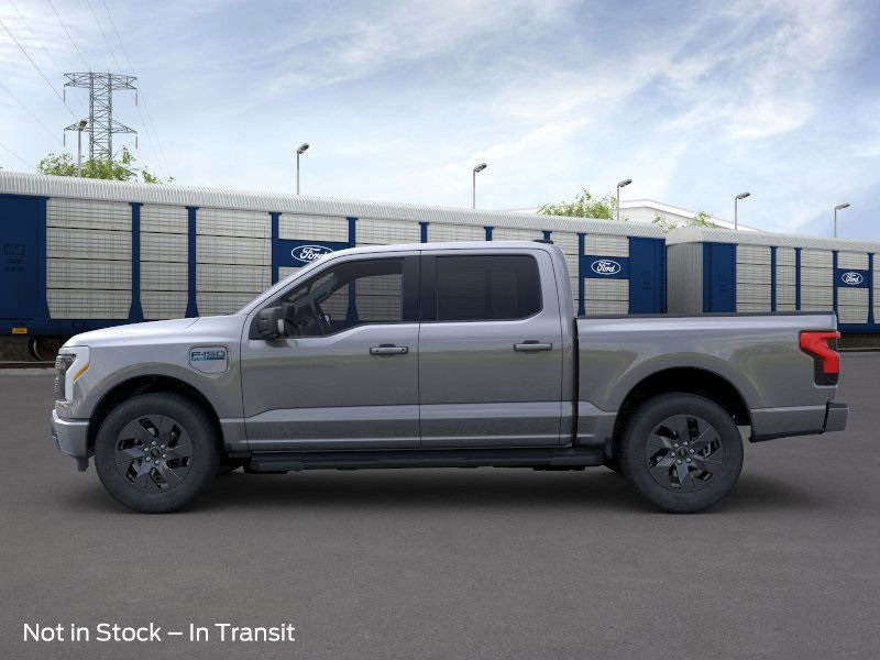 2025 Ford F-150 Lightning photo 4