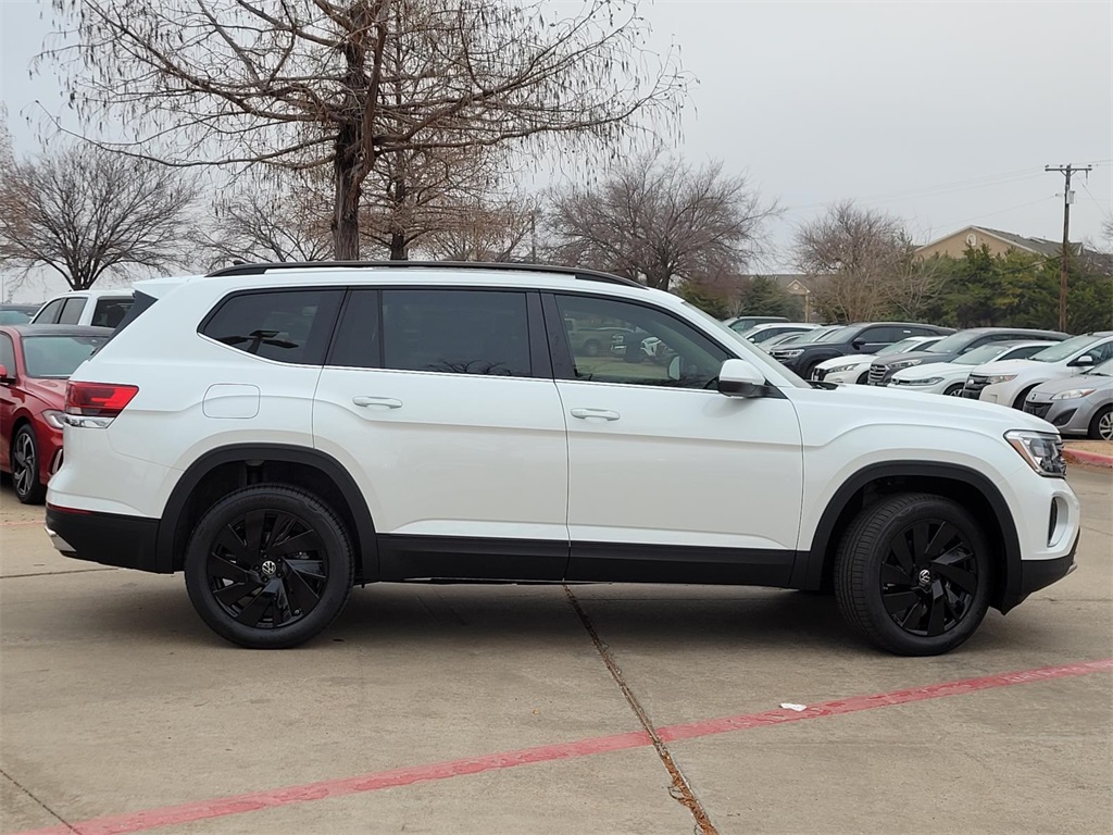 new 2026 Volkswagen Atlas car, priced at $42,122