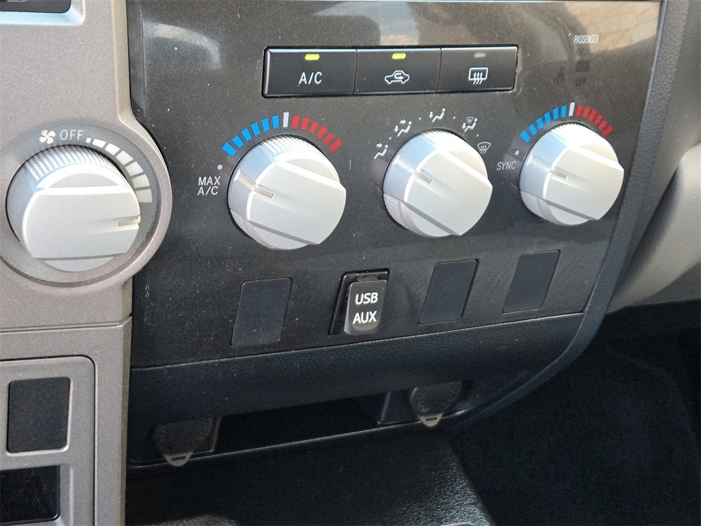 2012 Toyota Tundra Grade photo 18