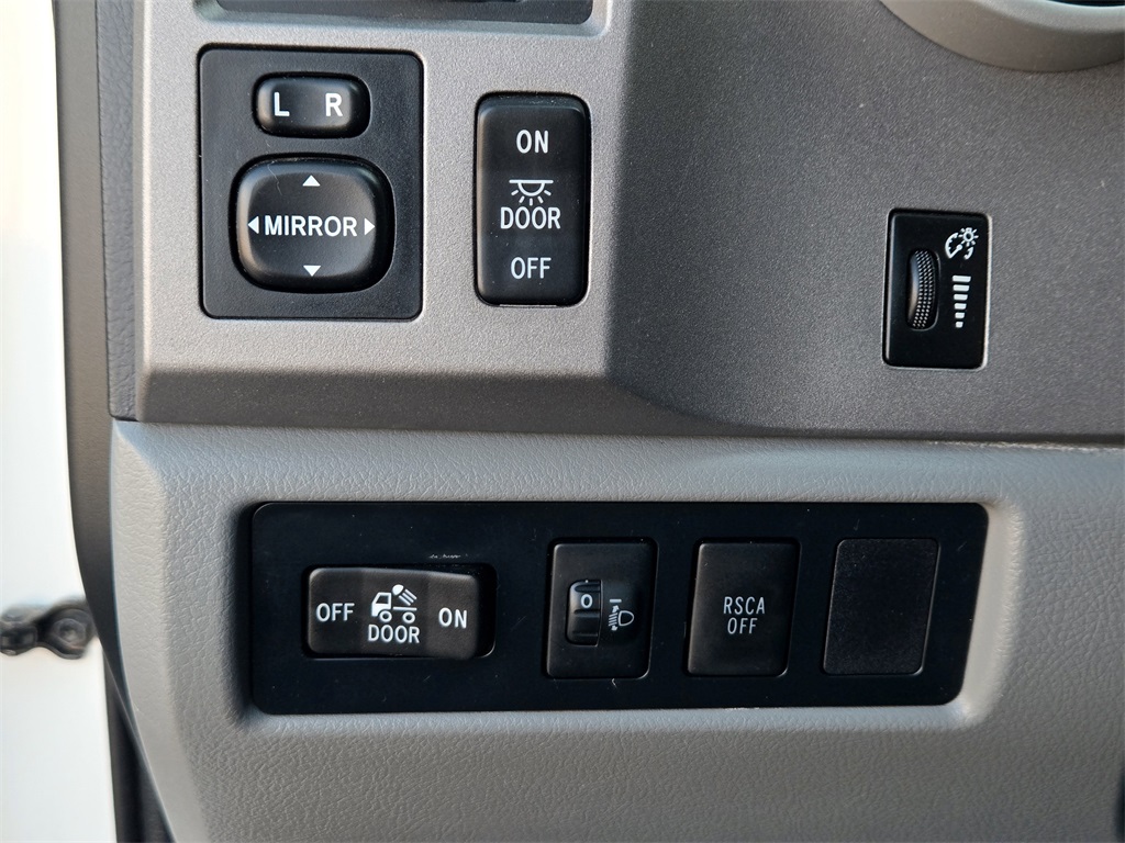 2012 Toyota Tundra Grade photo 20