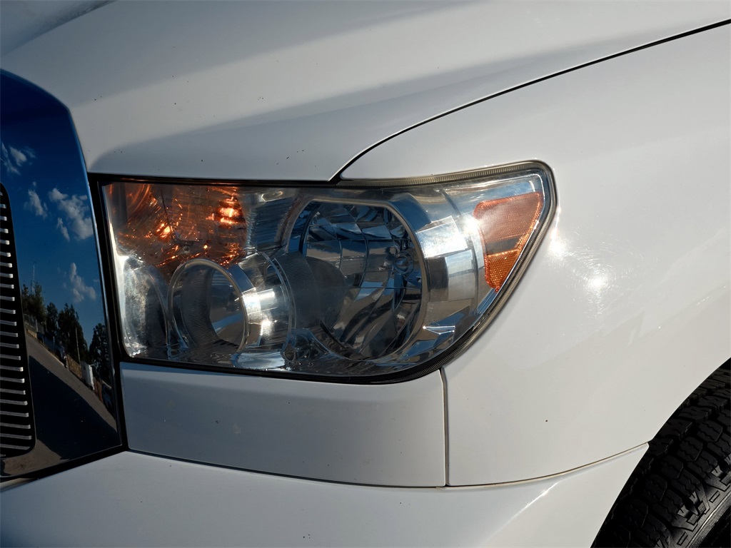 2012 Toyota Tundra Grade photo 3