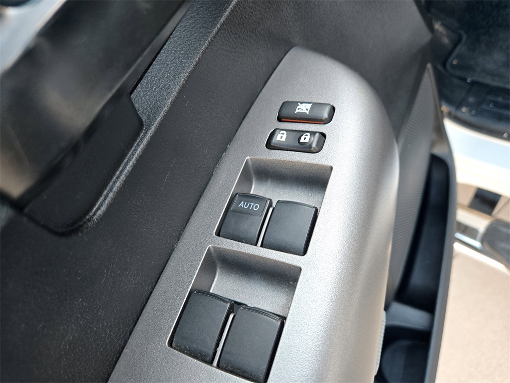 2012 Toyota Tundra Grade photo 27