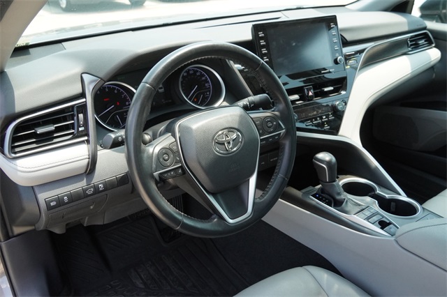2021 Toyota Camry XLE photo 16