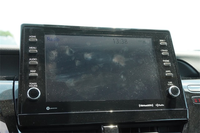 2021 Toyota Camry XLE photo 21
