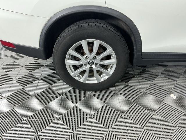used 2018 Nissan Rogue car, priced at $11,533
