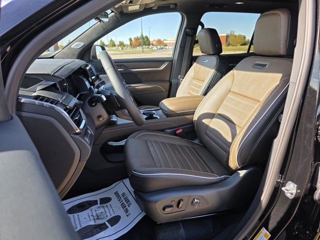 2026 GMC Acadia Denali Ultimate AWD