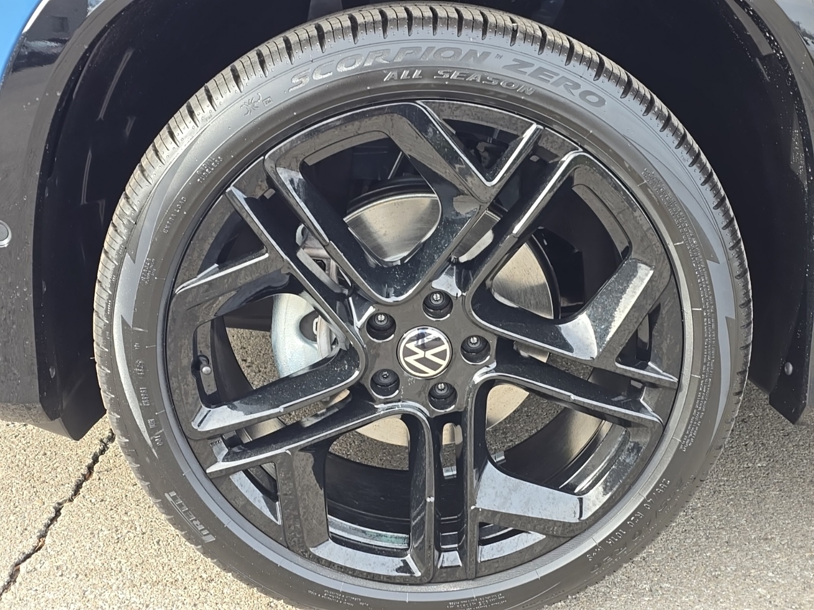 new 2026 Volkswagen Tiguan car, priced at $39,292