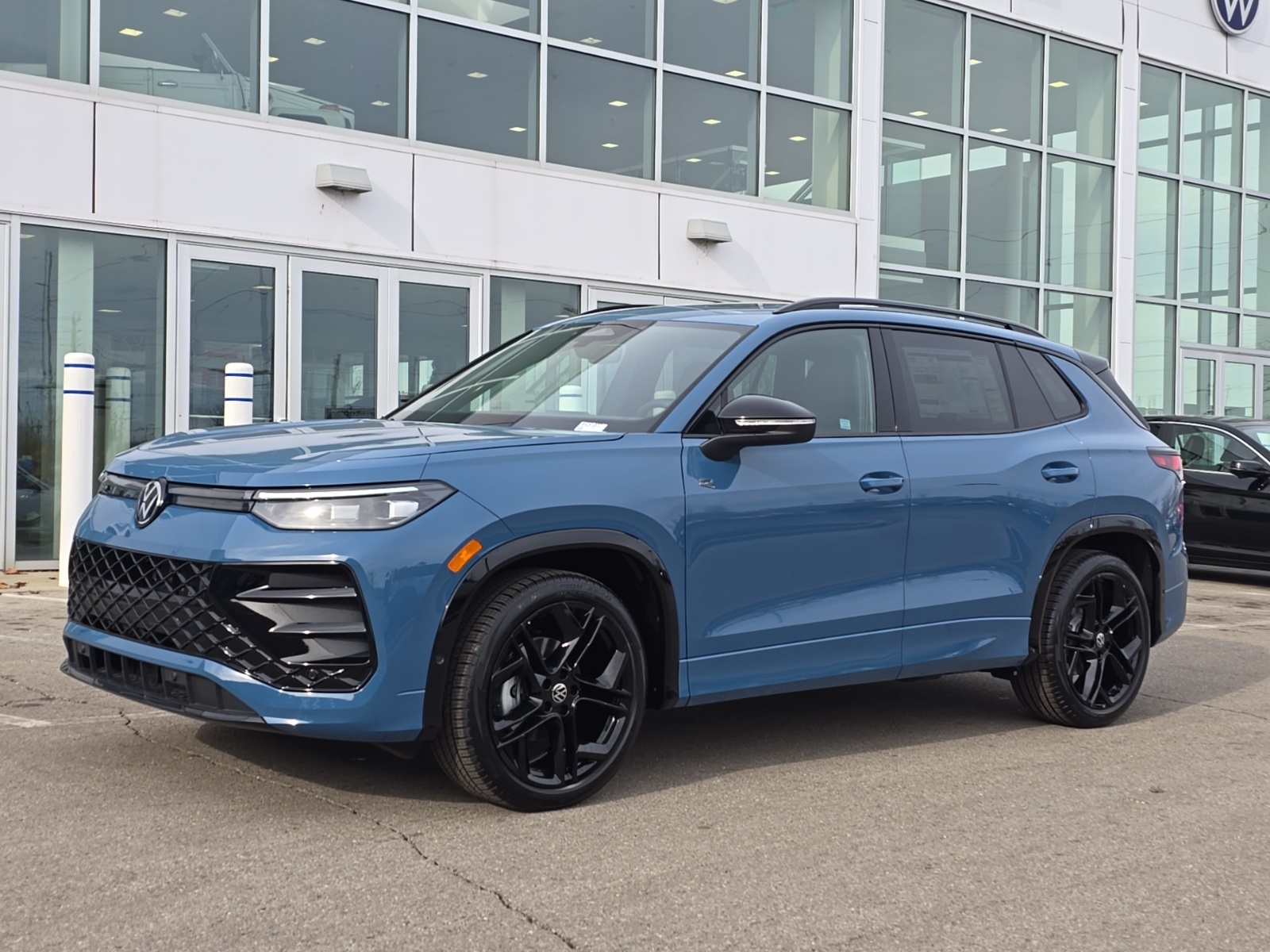 new 2026 Volkswagen Tiguan car, priced at $39,292