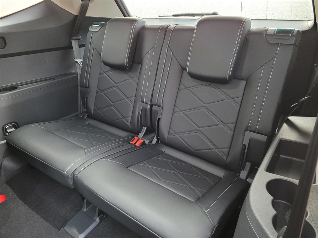 new 2026 Volkswagen Atlas car, priced at $44,220