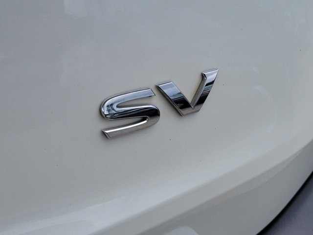 2023 Pearl White Tricoat Nissan Rogue SV FWD SUV