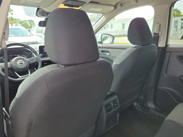 2023 Pearl White Tricoat Nissan Rogue SV FWD SUV
