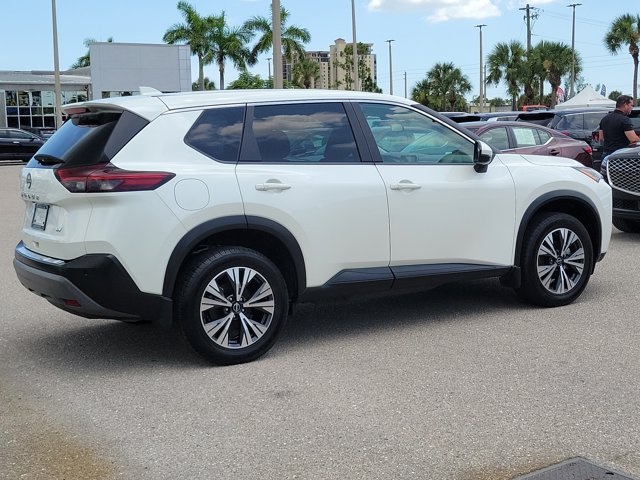 2023 Pearl White Tricoat Nissan Rogue SV FWD SUV