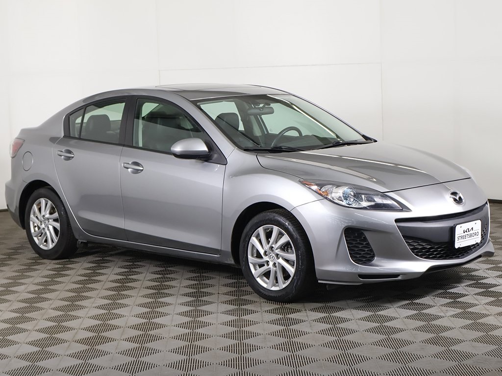 Used 2012 Mazda MAZDA3 i Grand Touring with VIN JM1BL1W8XC1699249 for sale in Cleveland, OH
