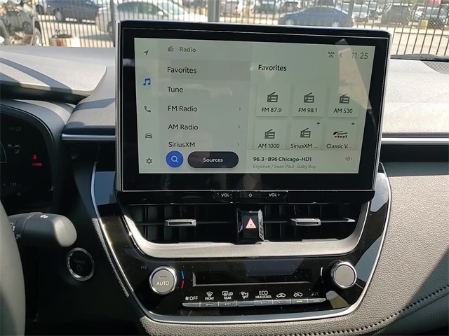 2025 Toyota Corolla Hybrid SE photo 17