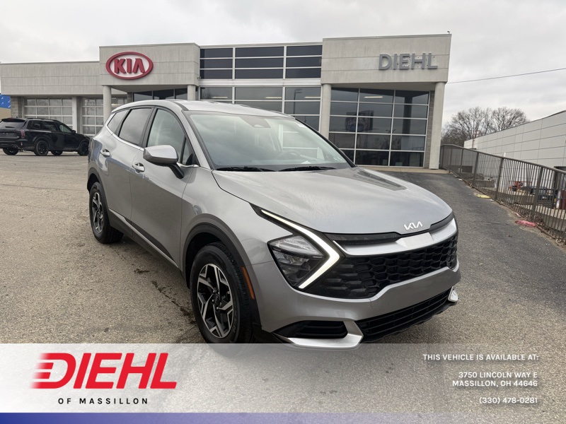 2023 Kia Sportage LX's photo