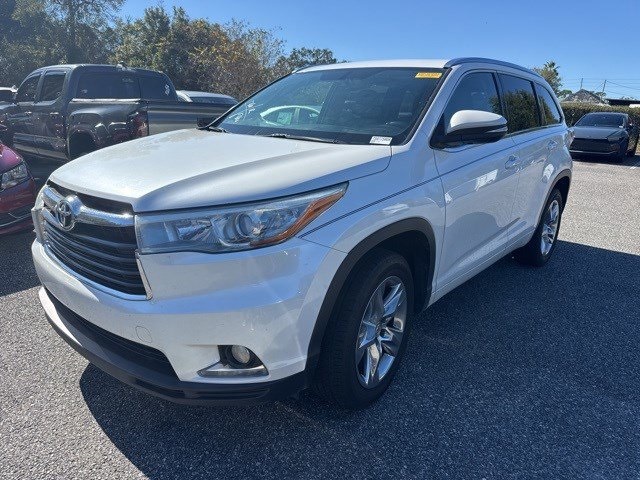 2015 Toyota Highlander Limited's photo