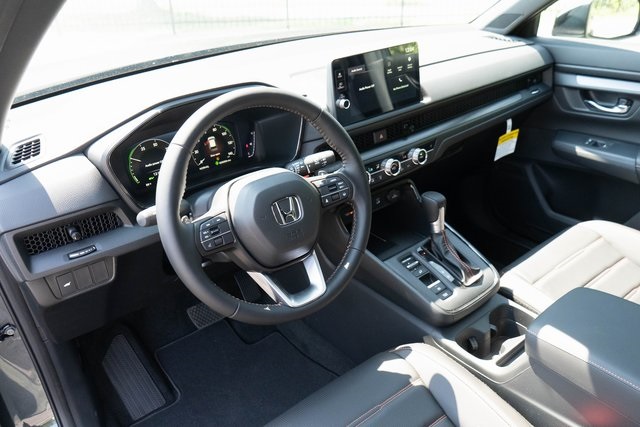 2026 Honda CR-V Hybrid Sport-L photo 2