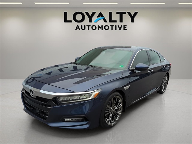 2018 Honda Accord Touring photo 2