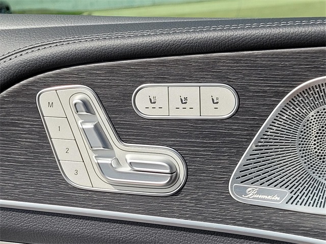 new 2025 Mercedes-Benz GLS car, priced at $101,275